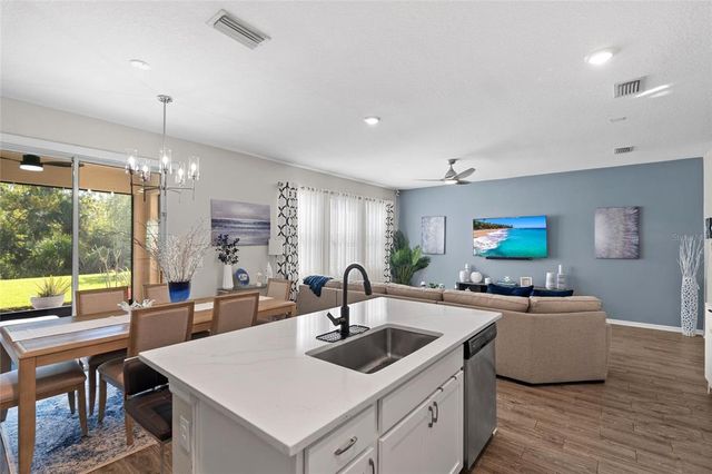 5882 BUNGALOW GROVE COURT, Palmetto, FL 34221
