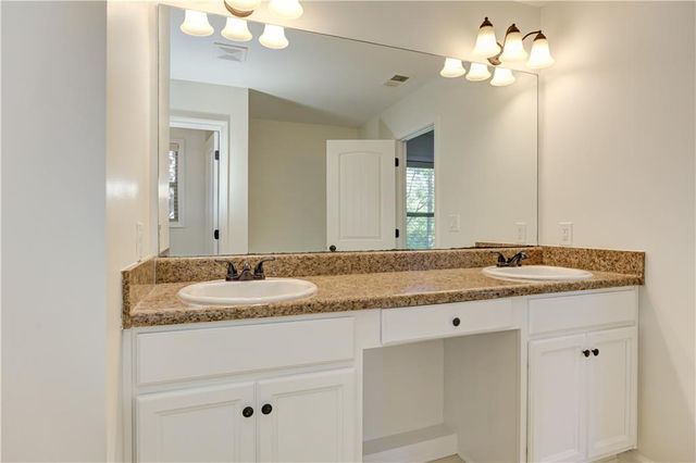 605 Summit Point, Canton, GA 30114