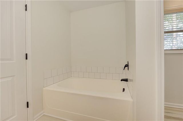 605 Summit Point, Canton, GA 30114