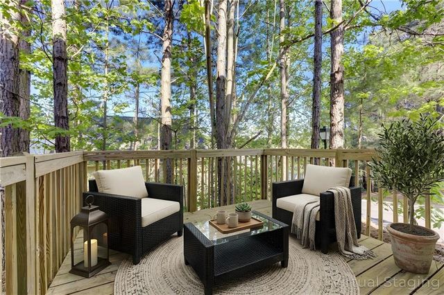 605 Summit Point, Canton, GA 30114