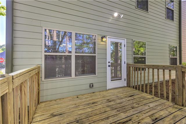 605 Summit Point, Canton, GA 30114