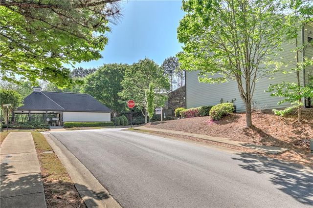 605 Summit Point, Canton, GA 30114