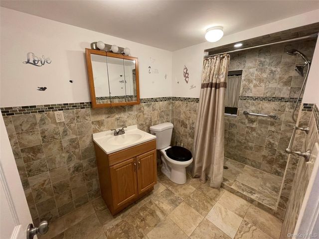 15951 160th Avenue, Howard Beach, NY 11414