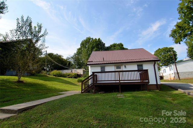 146 Fourth C Street 77, Marion, NC 28752