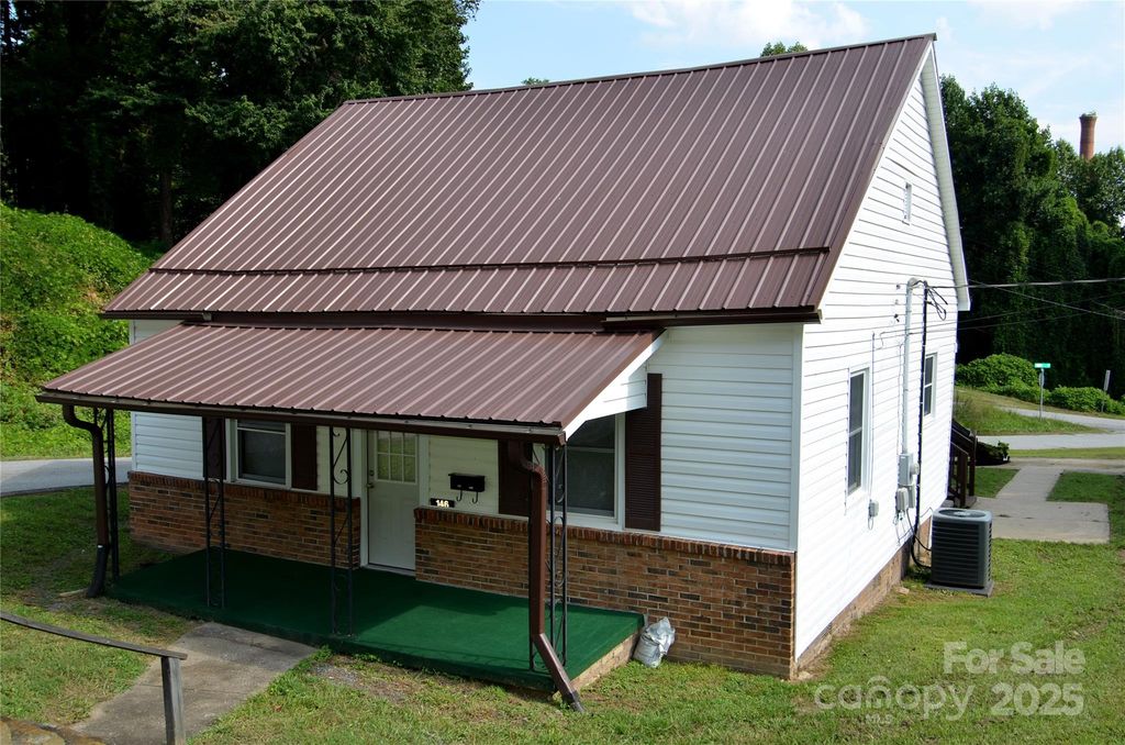146 Fourth C Street 77, Marion, NC 28752