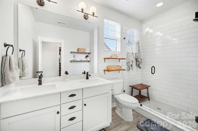 3300 Spencer Street, Charlotte, NC 28205