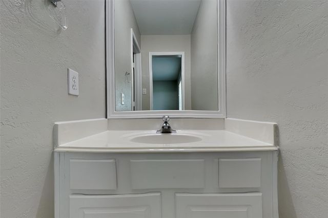 15535 Downford Drive, Tomball, TX 77377
