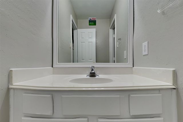 15535 Downford Drive, Tomball, TX 77377
