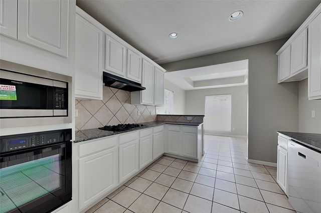 15535 Downford Drive, Tomball, TX 77377