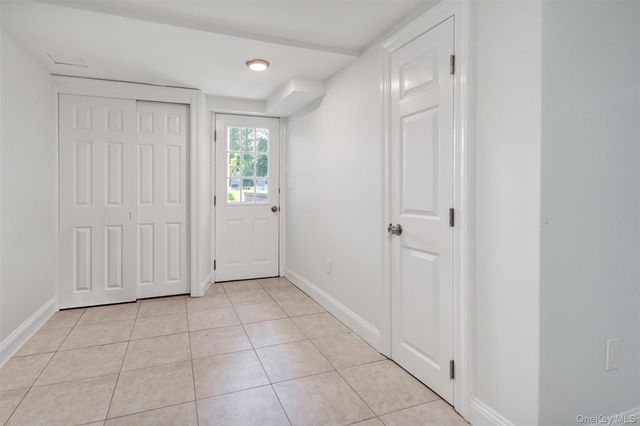35 Suffolk Road, Hampton Bays, NY 11946