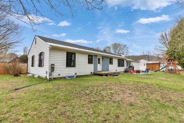 3 Greenbriar Road, Keene, NH 03431
