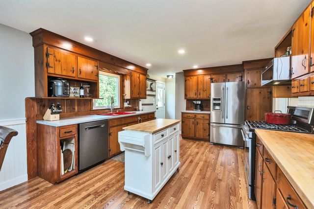 3 Greenbriar Road, Keene, NH 03431