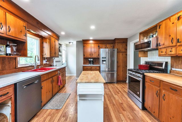 3 Greenbriar Road, Keene, NH 03431