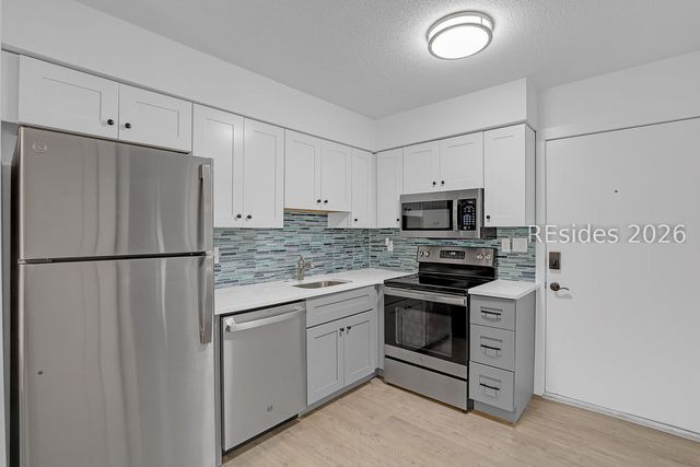 45 Folly Field Rd Apt 13L, Hilton Head Island, SC 29928