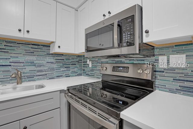 45 Folly Field Rd Apt 13L, Hilton Head Island, SC 29928