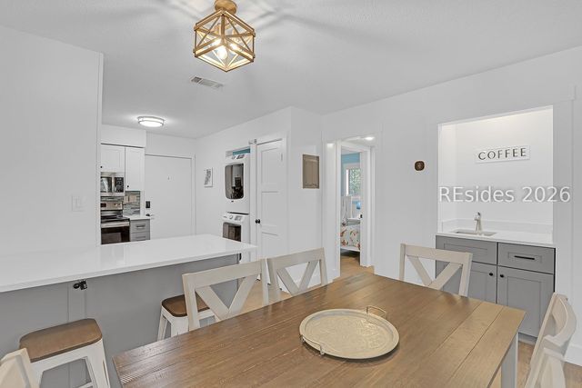 45 Folly Field Rd Apt 13L, Hilton Head Island, SC 29928