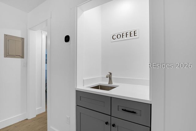 45 Folly Field Rd Apt 13L, Hilton Head Island, SC 29928