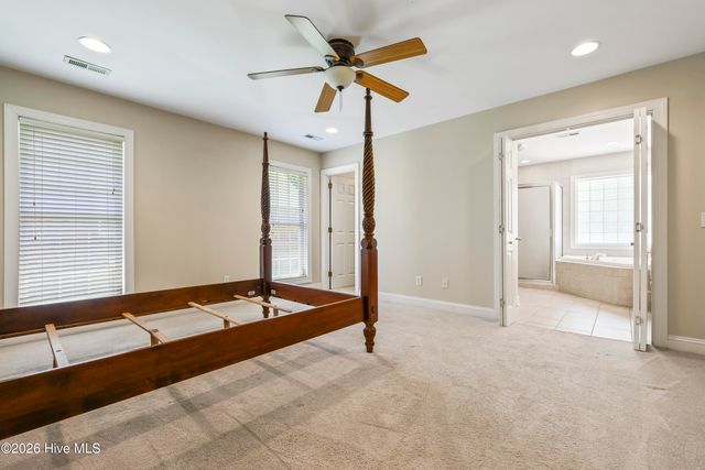 519 Sea Castle Court, Wilmington, NC 28412