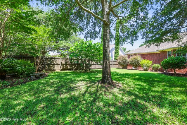 519 Sea Castle Court, Wilmington, NC 28412