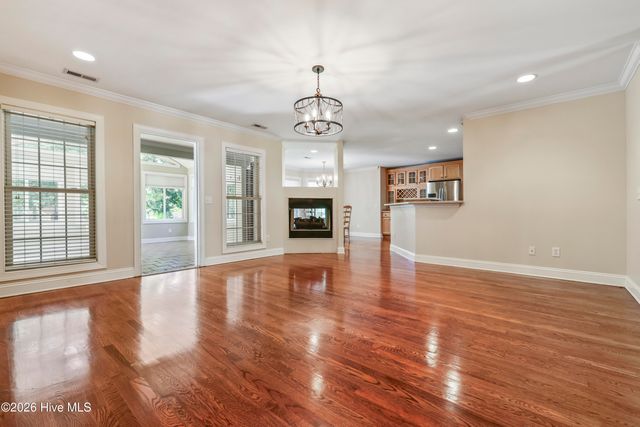 519 Sea Castle Court, Wilmington, NC 28412