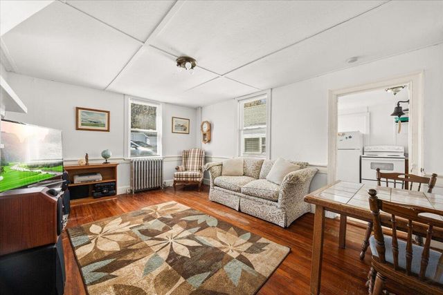 8 Herring Pond Road, Bourne, MA 02532