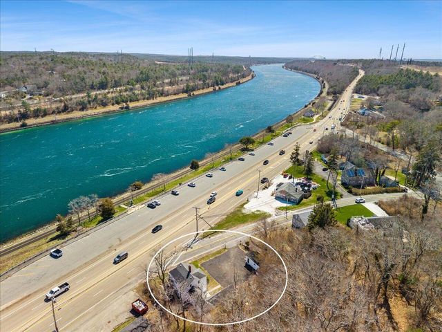 8 Herring Pond Road, Bourne, MA 02532