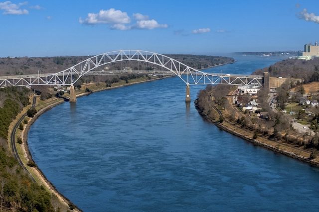 8 Herring Pond Road, Bourne, MA 02532