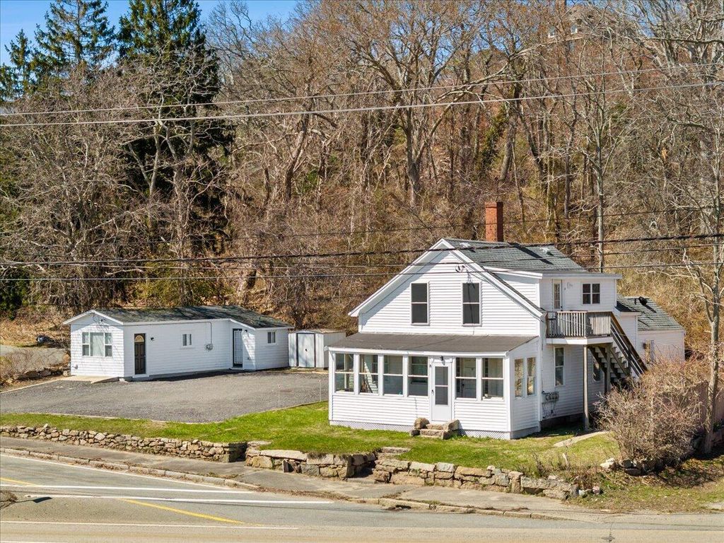 8 Herring Pond Road, Bourne, MA 02532