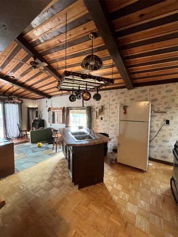 14634 S MOSIERTOWN Road, Meadville, PA 16335