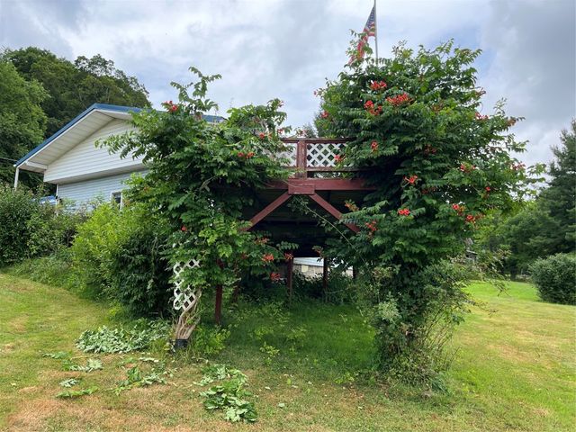 14634 S MOSIERTOWN Road, Meadville, PA 16335