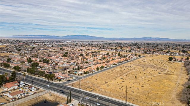 751 E K Avenue, Lancaster, CA 93535