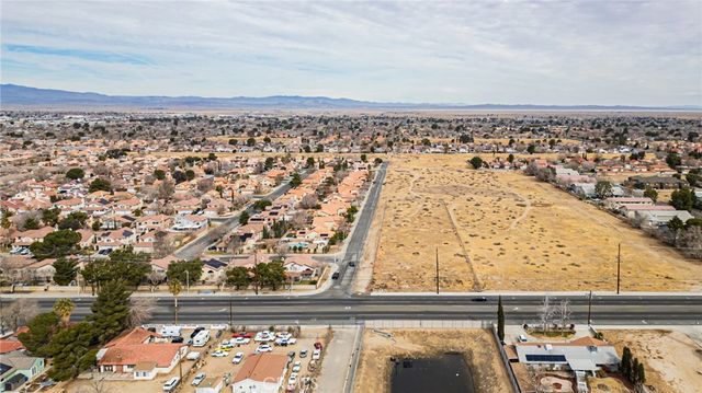 751 E K Avenue, Lancaster, CA 93535