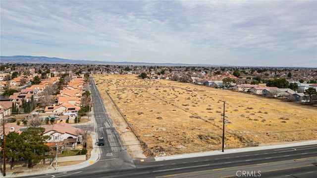 751 E K Avenue, Lancaster, CA 93535