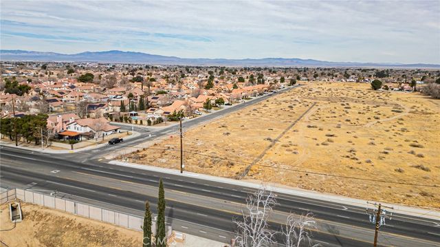 751 E K Avenue, Lancaster, CA 93535
