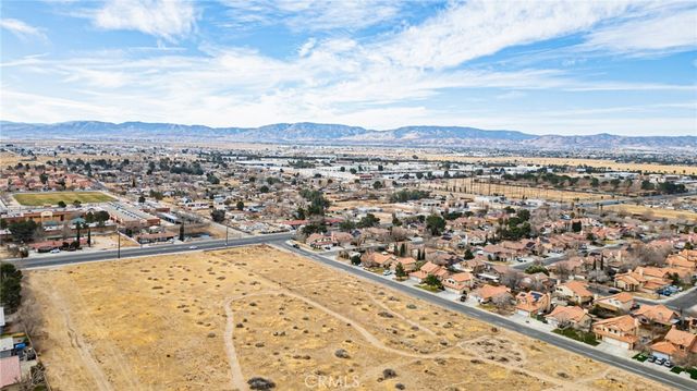 751 E K Avenue, Lancaster, CA 93535