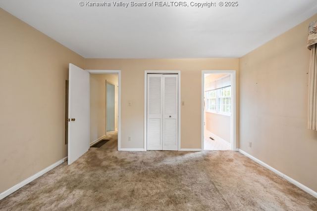 1413 Longridge Road, Charleston, WV 25314