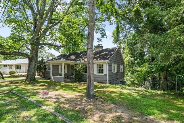 1413 Longridge Road, Charleston, WV 25314