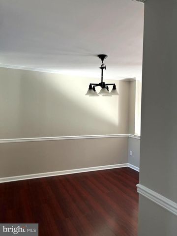 4195 NANTUCKET DR, Mechanicsburg, PA 17050