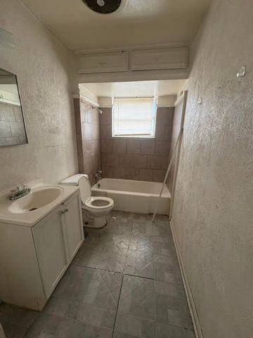 4974 Dupont Drive, Dallas, TX 75216