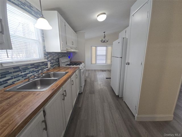 329 County Route 17, Montgomery, NY 12549