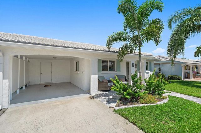 711 SPANISH DRIVE S 211, Longboat Key, FL 34228