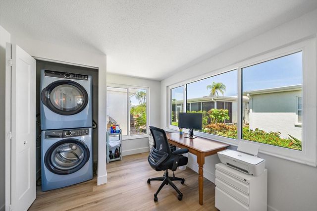 711 SPANISH DRIVE S 211, Longboat Key, FL 34228