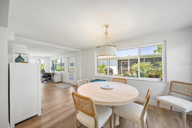 711 SPANISH DRIVE S 211, Longboat Key, FL 34228