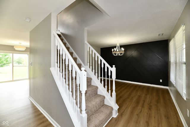 2560 Cabin Hill Road, Indianapolis, IN 46229