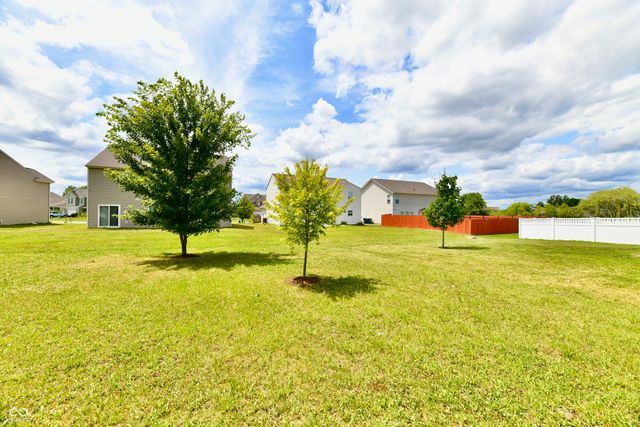 2560 Cabin Hill Road, Indianapolis, IN 46229