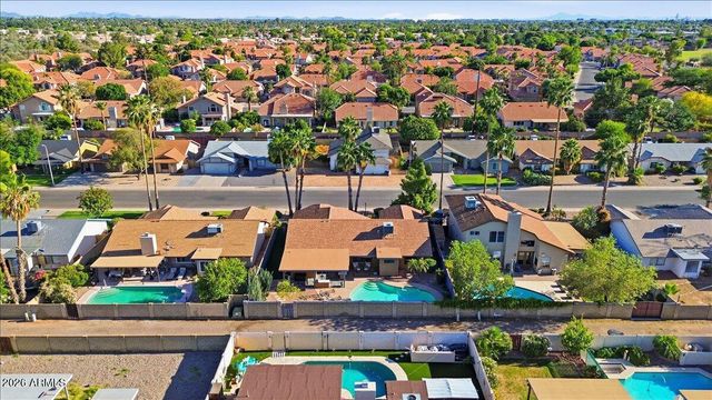 1702 W MANOR Street, Chandler, AZ 85224