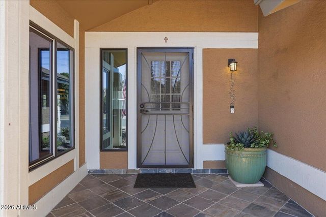 1702 W MANOR Street, Chandler, AZ 85224