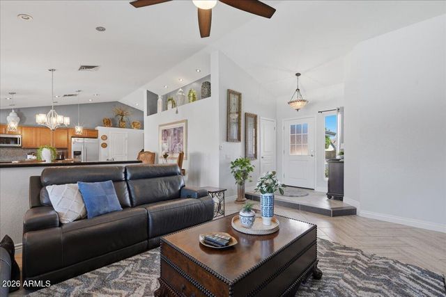 1702 W MANOR Street, Chandler, AZ 85224