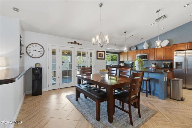 1702 W MANOR Street, Chandler, AZ 85224