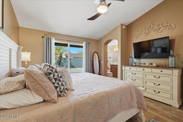 1702 W MANOR Street, Chandler, AZ 85224